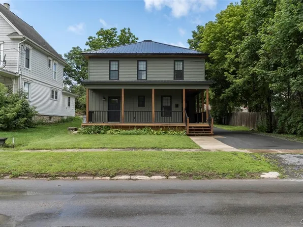 6 Washington St, Alexandria Bay, NY 13607