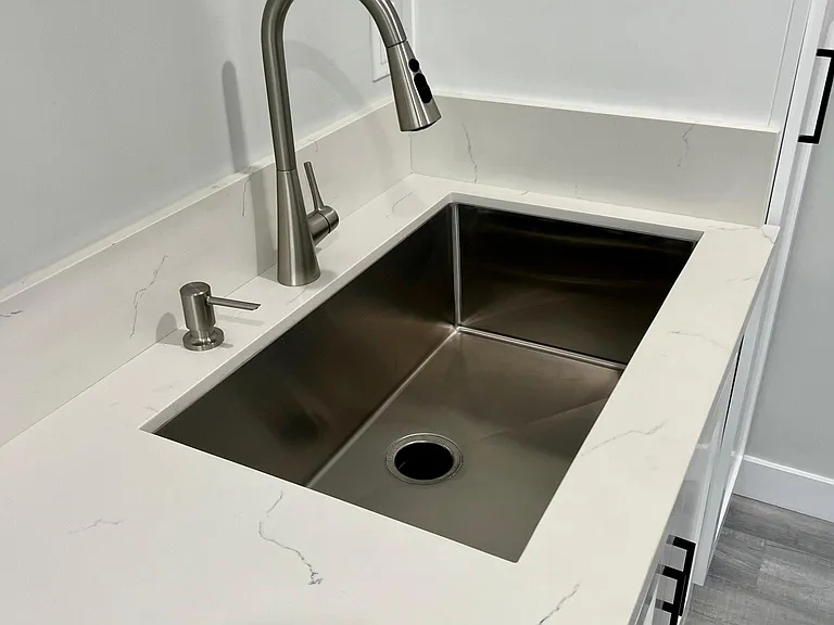 3375 Elizabeth Ave #B — Photo 4