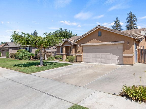 3rd image of 4650 W Rialto Avenue