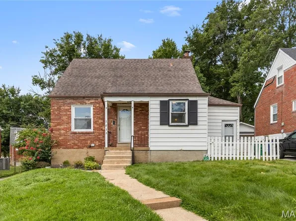 2835 Dunkirk Dr, Saint Louis, MO 63119