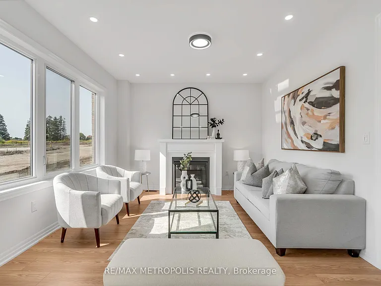 58 Belmont Dr — Photo 5