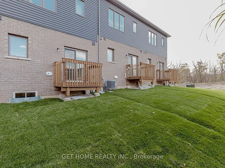 620 Colborne St W #3 — Photo 40