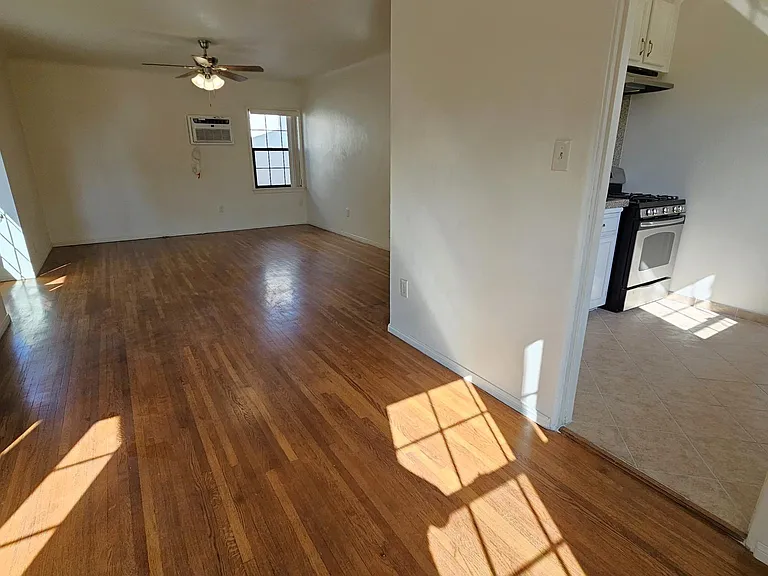 13451B Camilla St — Photo 20