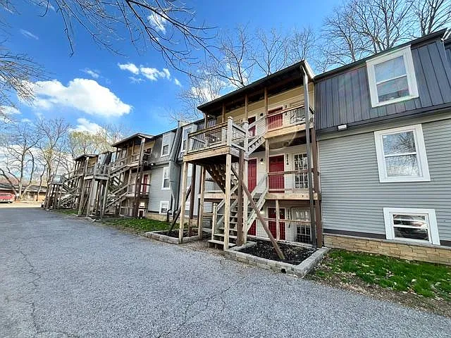 Vernon Cove Apartments — Photo 1