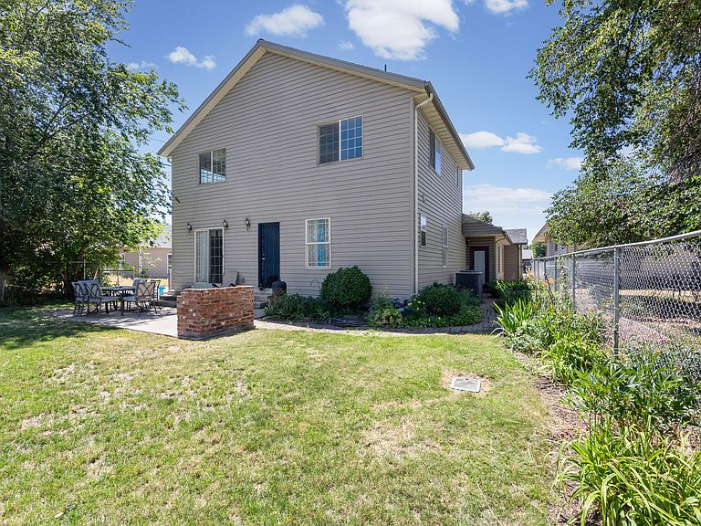 Listing photo 5