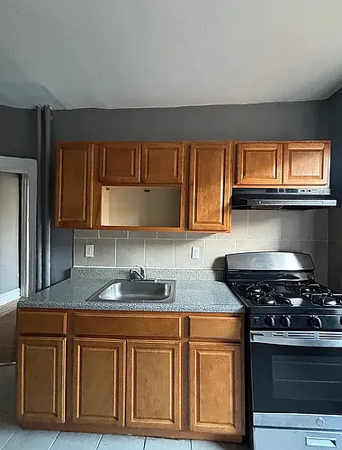 323 Park Ave #6D Photo 1
