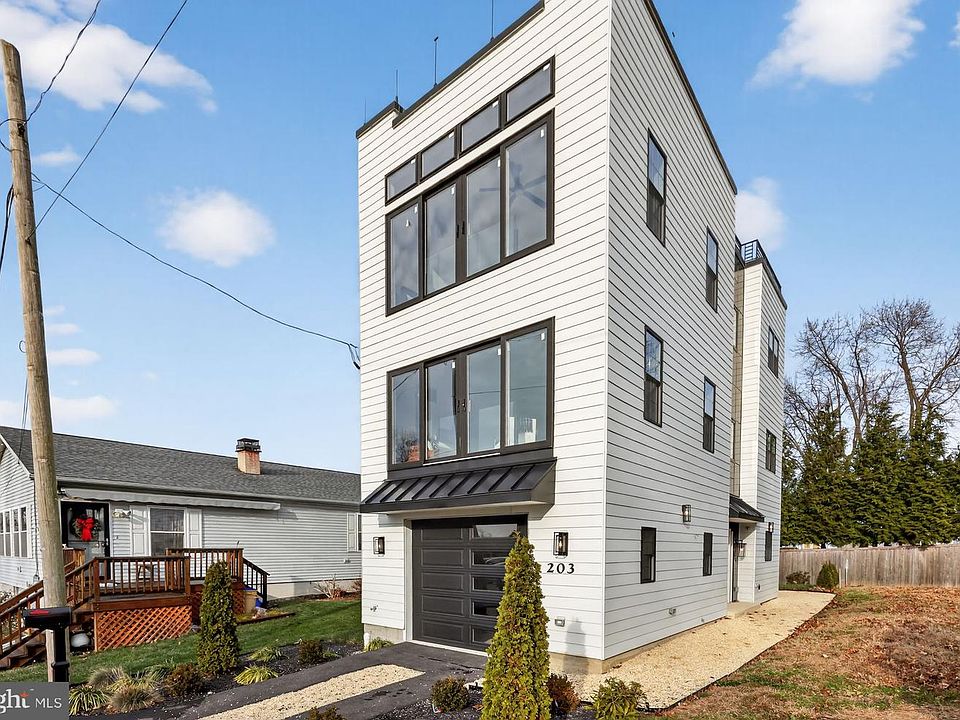 1st image of 203 Church St