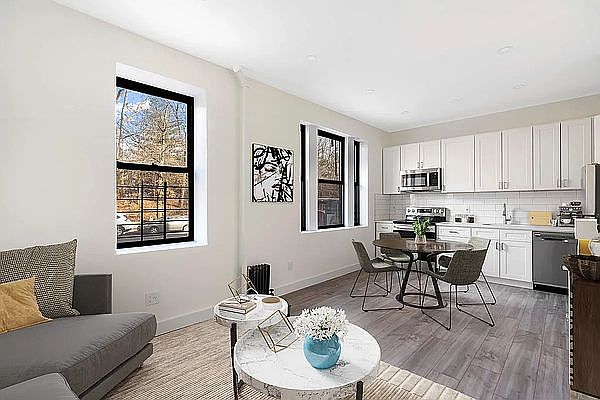 1st image of 38 Prospect Park SW APT 1