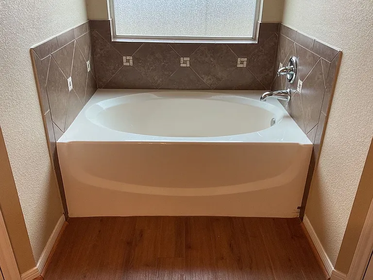 3508 Lauren St — Photo 16
