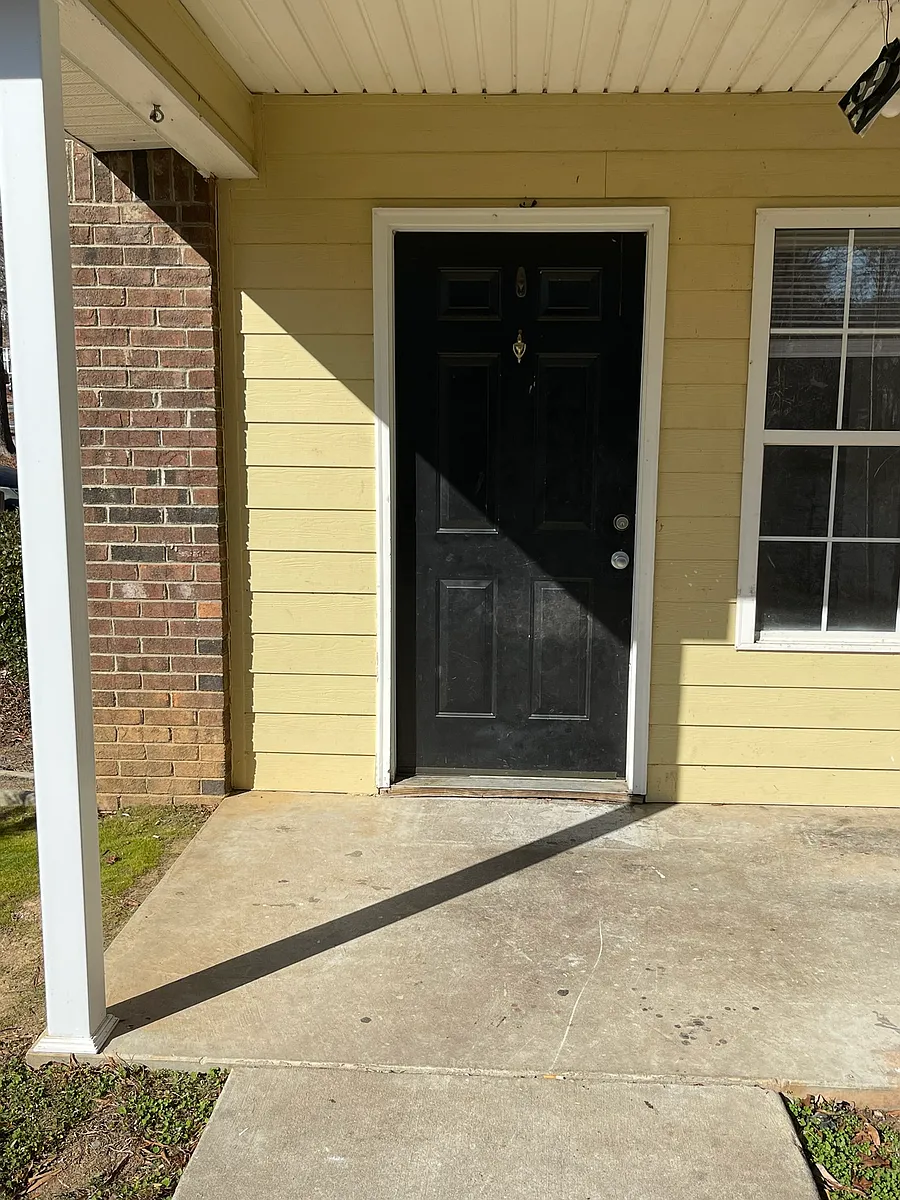 Entry door - Wellington Square