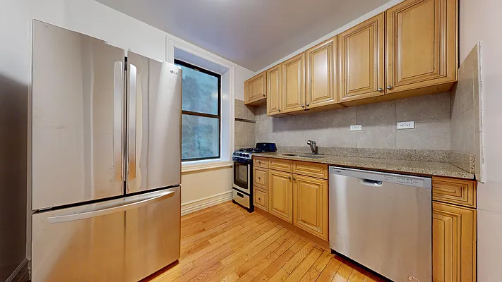 Rented by Bond New York | media 21