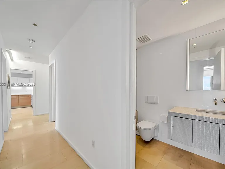 151 Crandon Blvd #500 — Photo 27