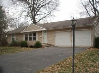 10505 E 69th Ter, Raytown, MO 64133