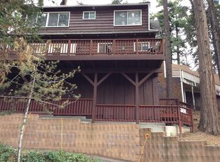 366 Castle Gate Rd, Lake Arrowhead, CA 92352