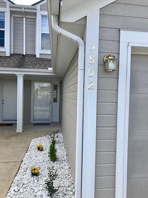 1st image of 5852 NW Plantation Ln
