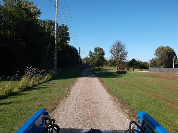 5th image of 593 W Old Highway 65