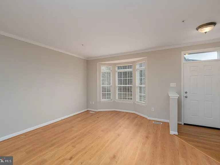 20821 Shamrock Glen Cir #804 — Photo 15