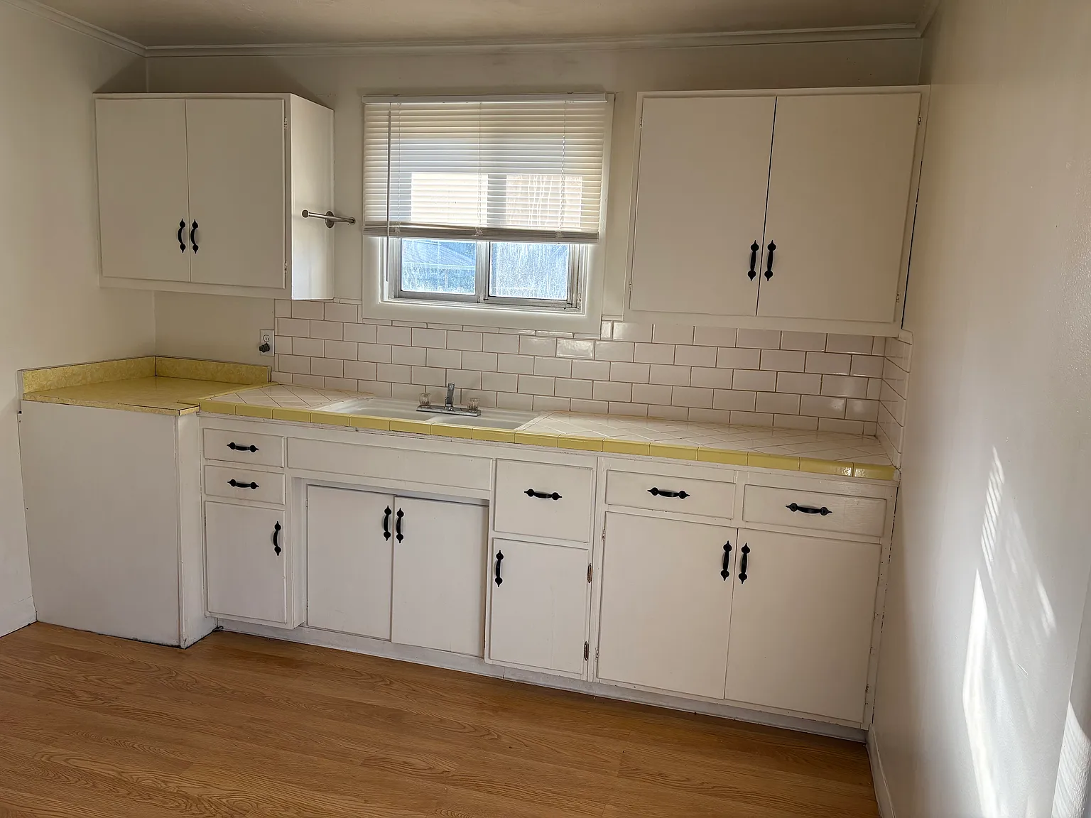 1 bed, 600 sqft, $1,100 — Photo 4