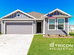 11859 Mancos Trl, Rhome, TX 76078