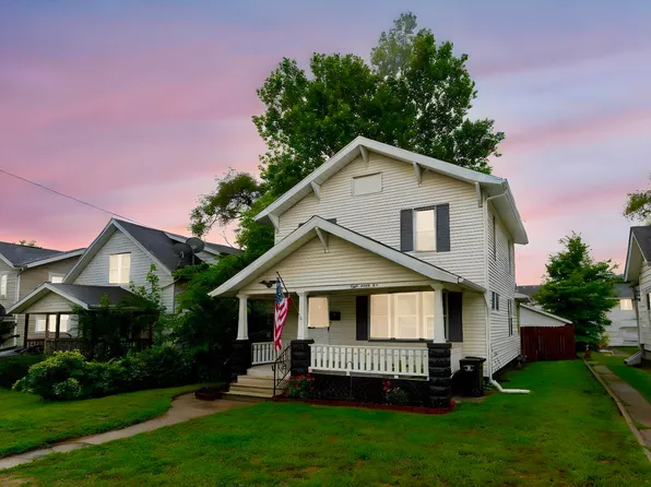 821 S 34th St, South Bend, IN 46615