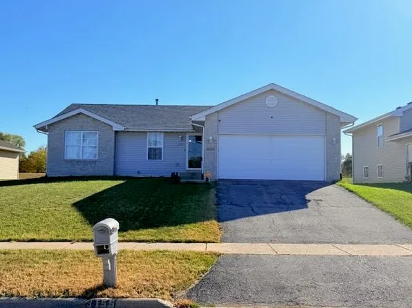 3155 Holiday Dr, Rockford, IL 61109