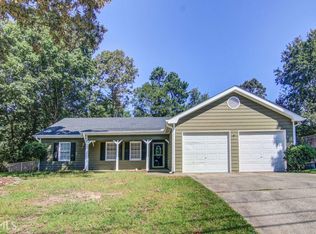 1030 Burning Bush Dr, Loganville, GA