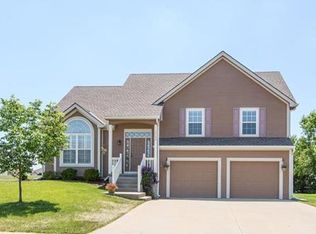 12890 Ridgeview Dr, Platte City, MO 64079