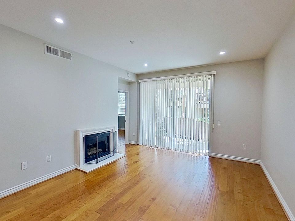 1st image of 2960 Champion Way APT 304