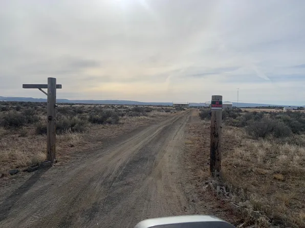 58269 Oil Dri Rd, Christmas Valley, OR 97641