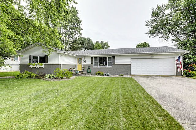 1st image of 809 Robert Webb Dr