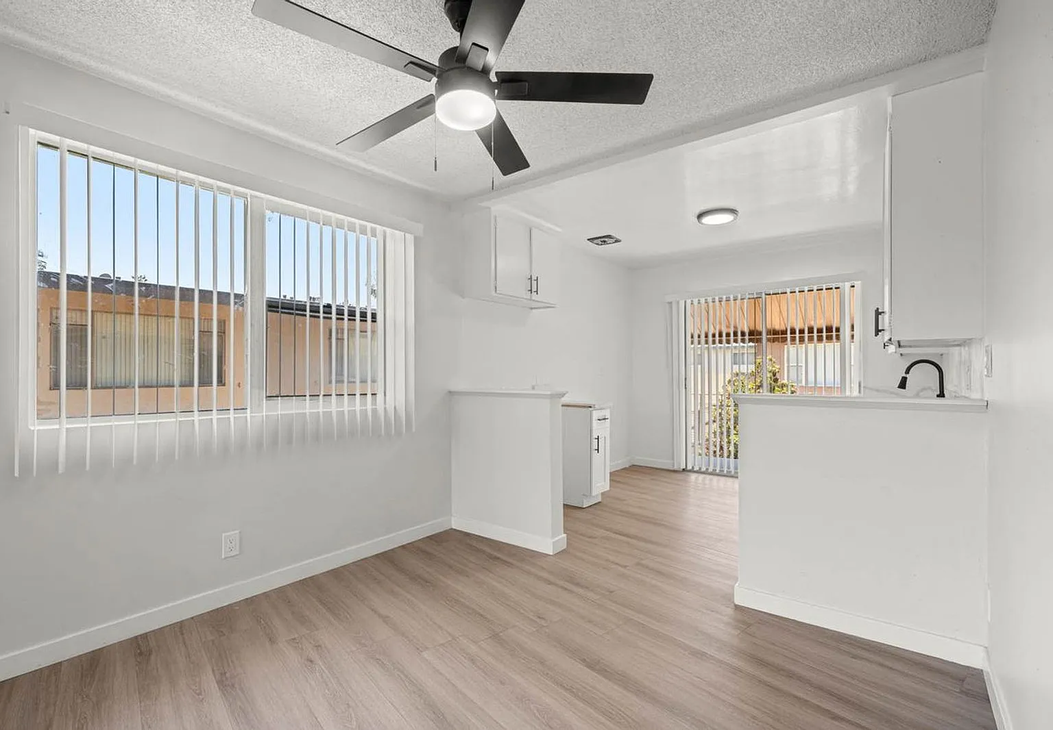 2 bed, 2.0 bath, 775 sqft, $2,026 — Photo 4