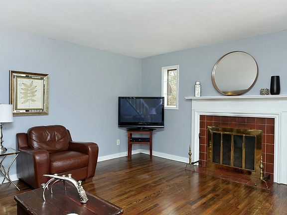 4th image of 417 Henry Clay Blvd