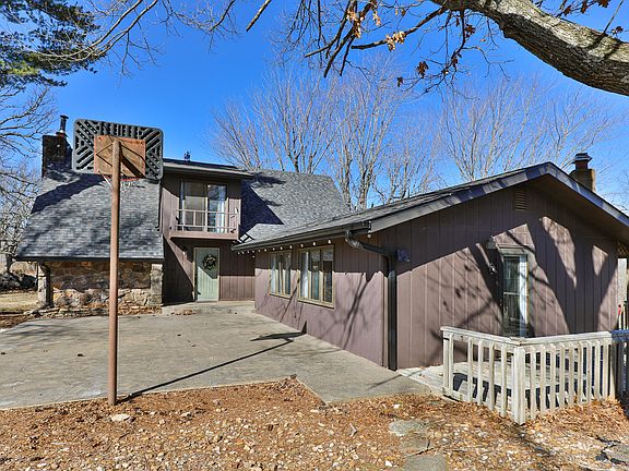 5th image of 2525 Beacon Hill