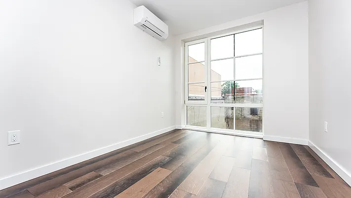 Rented by Nooklyn NYC LLC | media 28