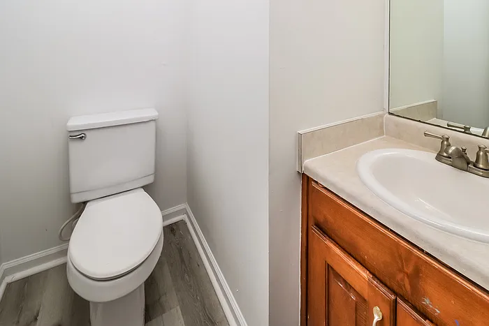 160 Princeton Way — Photo 13