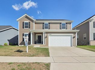 32048 Savannah Dr, Lakemoor, IL 60051