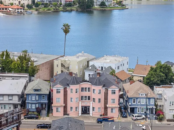 1455 1st Ave, Oakland, CA 94606