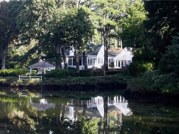 1005 Bay Colony Dr, Virginia Beach, VA 23451
