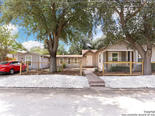 1620 N CENTER, San Antonio, TX 78202