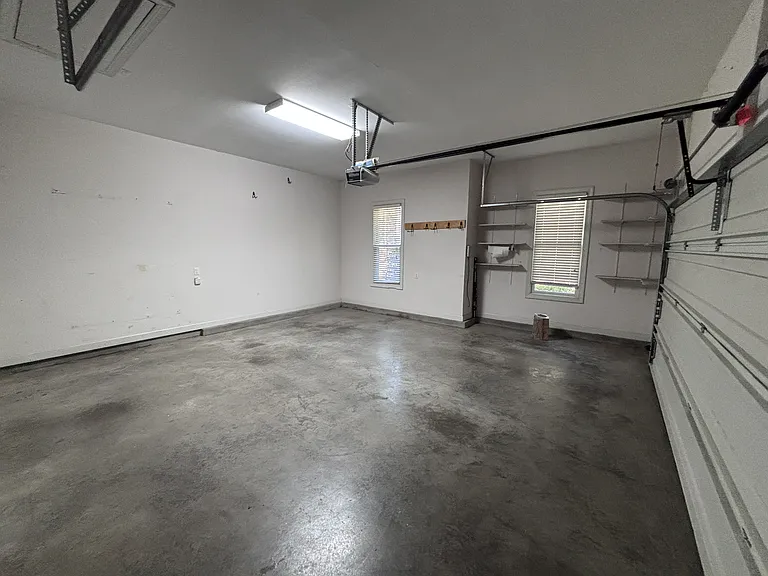 420 Lake Forest Dr SE — Photo 14