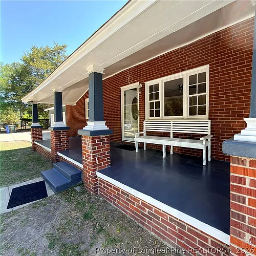 228 Eastwood Ave Photo 1