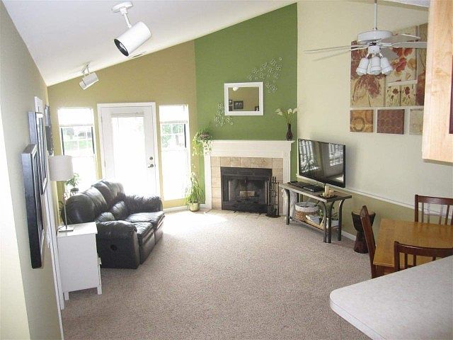 1st image of 806 Kottke Dr Unit 5