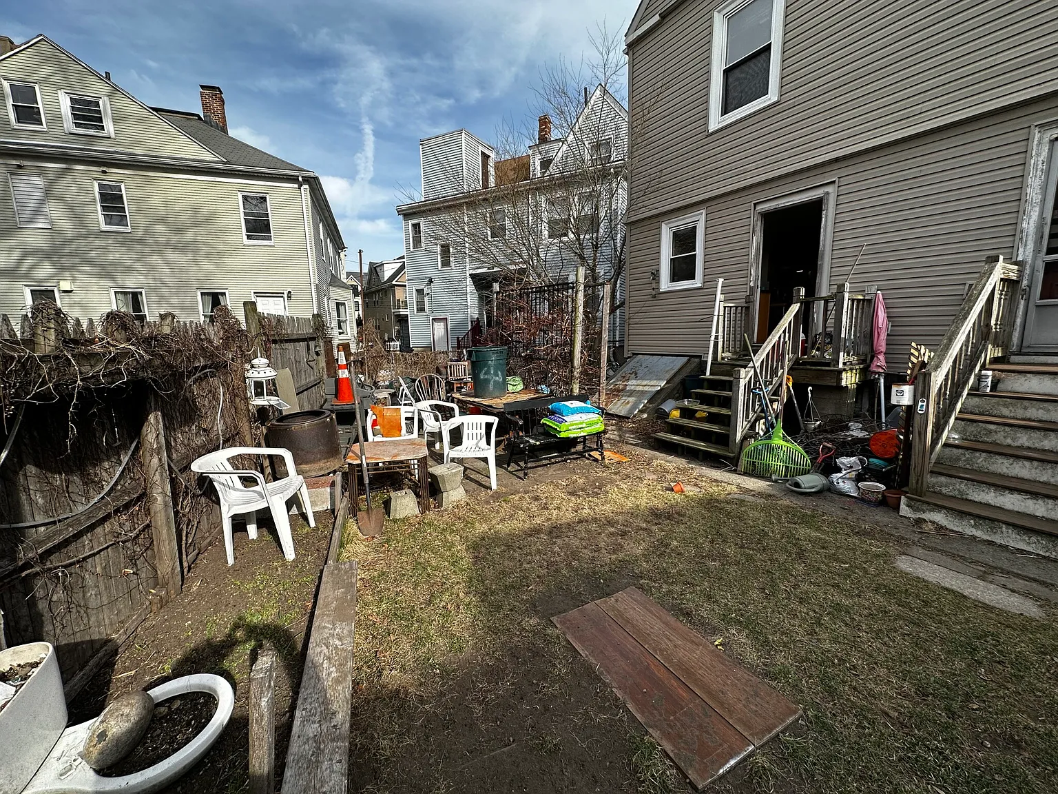 6 bed, 2500 sqft, $5,400 — Photo 4