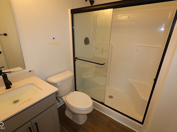4th image of 4447 Yellowwood Ave