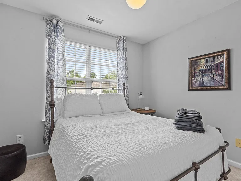 4134 Brenmar Ln — Photo 17