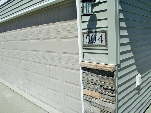 3rd image of 504 13th Ave NW