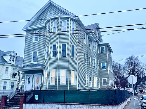 150 Pleasant St #3 Photo 1