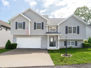 111 June Ln, Morgantown, WV 26508