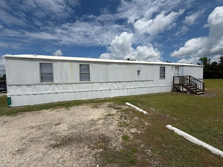 46 Prentis Rd — Photo 1