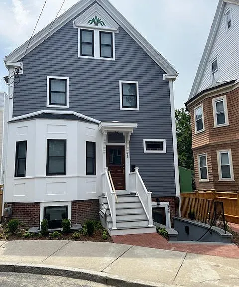 20 Holyoke Rd #A — Photo 1